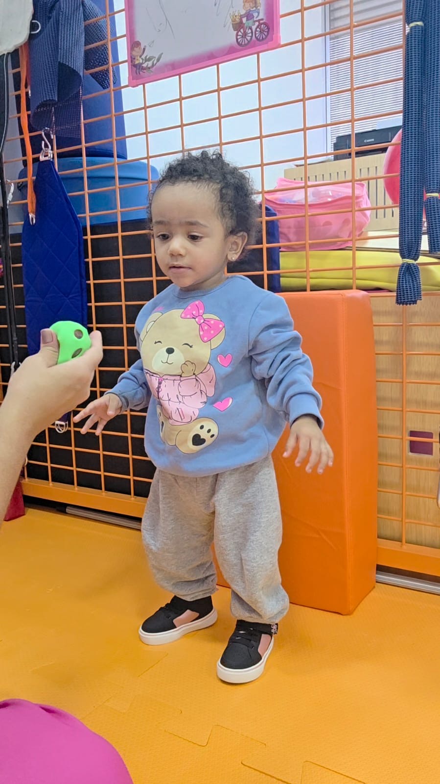 cfb28e56-671a-41c4-a2ce-3d96f3a4d8d9